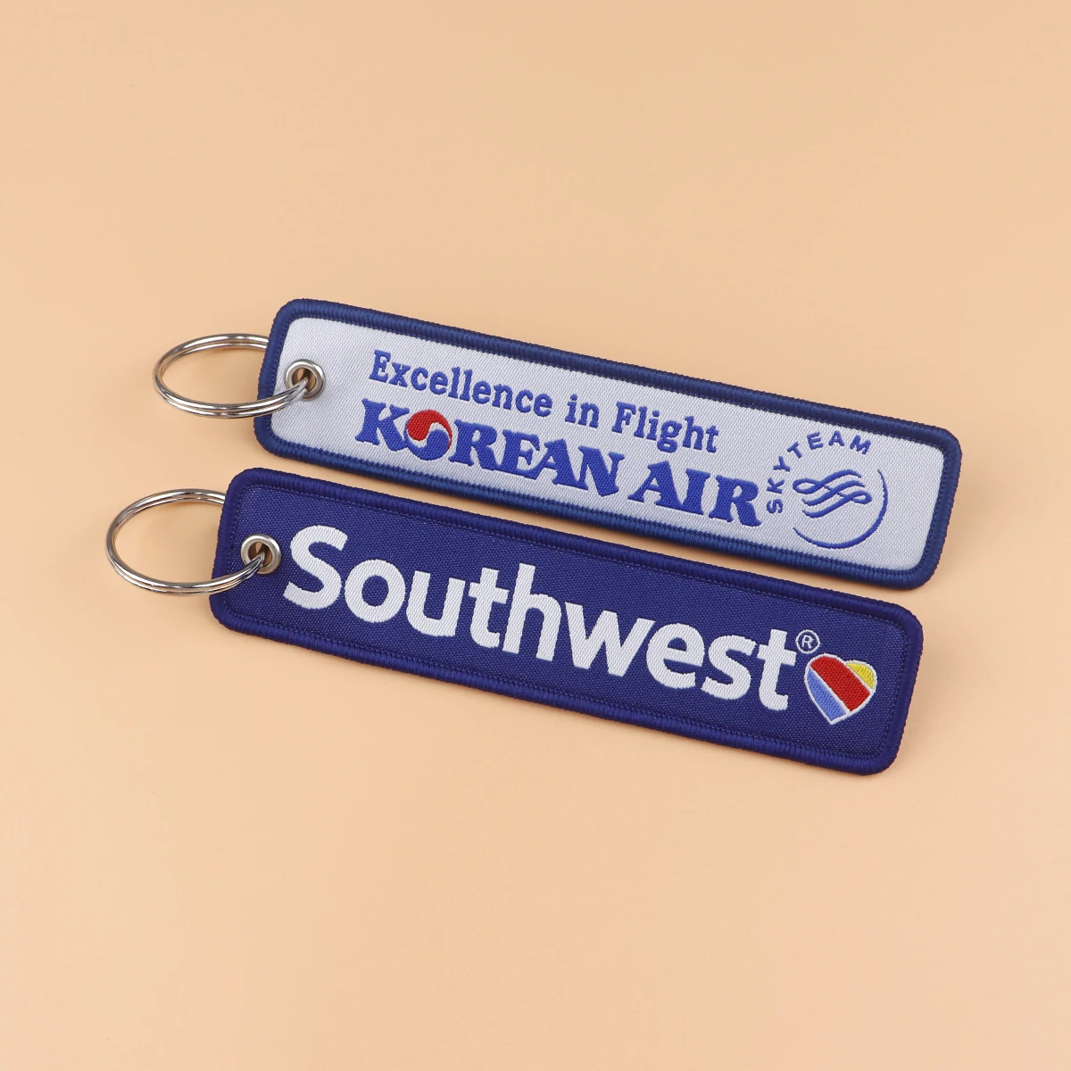 Flugzeug-Schlüsselanhänger für Autos und Rucksäcke, Modische Bestickte Schlüsselringe, Schlüsselanhänger, Jet-Tag-Accessoires, Geschenke für Freunde, 1 Stück – Detail 1