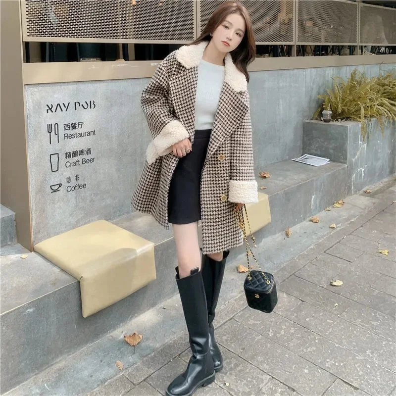 Houndstooth Plaid Coat Women's 2022 New High-quality Temperament Wild Lamb Wool Stitching Small Autumn and Winter Woolen Coat W5