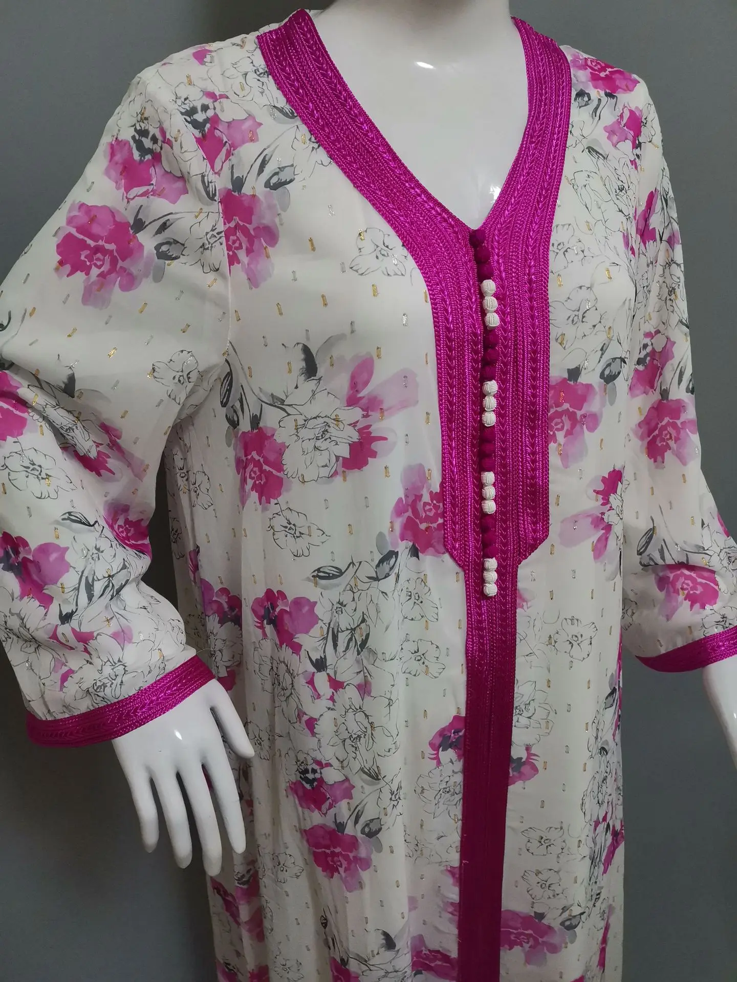 فستان نسائي طويل مطبوع عليه زهور ، والعيد ، عباية إسلامية ، والجلابية ، ورمضان ، ومروكو ، ودبي ، وعربي ، وقفطان ، وفساتين إسلامية