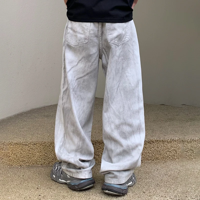 Рисунок 2 - Джинсы грязный дизайн в стиле ретро