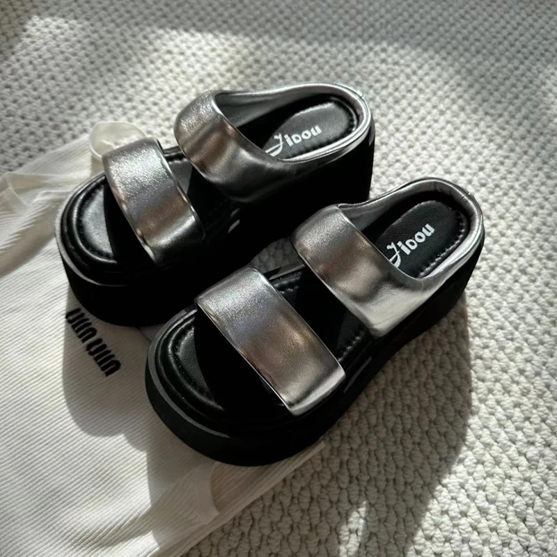 Slippers Women Shoes Summer Thick Sole Beach slippers Fashion lightweight Casual anti slip sandals Women wedge slippers silvery