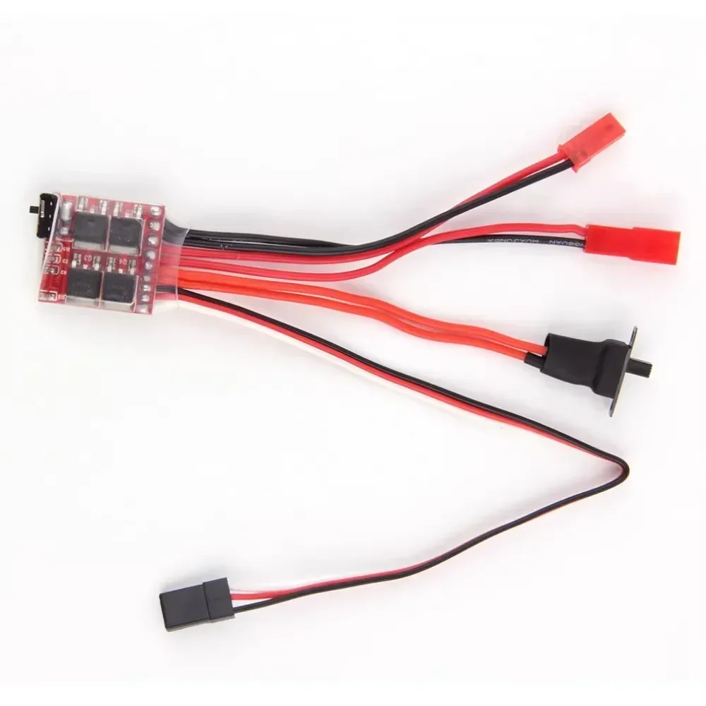 Installation du mini contrôleur de vitesse ESC 30A pour voiture RC moteur brossé dans un châssis de voiture RC.