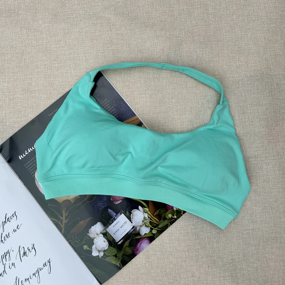Woman Sports Fashion halter Sports Crop Bra Backless Beauty Fitness Comfortable gym bra