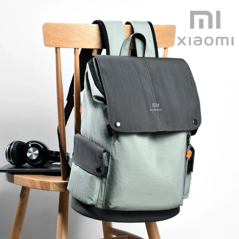 

Xiaomi Backpack Computer Bag with Large Capacity and Zipper, Unisex Business Backpack for Work Clothes and Trendy Fashionistas