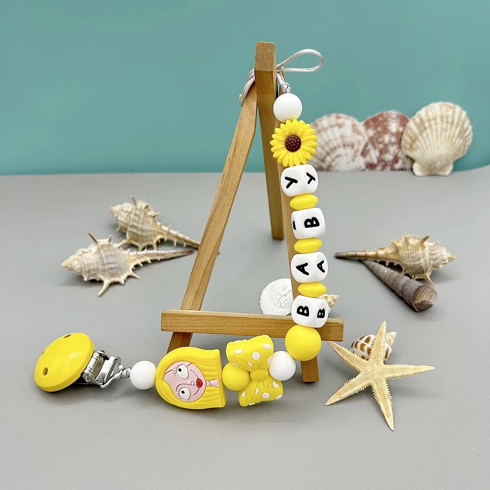

Personalized English Russian Alphabet Name Baby Girl Clips Pacifier Holder Chain Teether Pendant Baby Accessories Kawaii Gifts