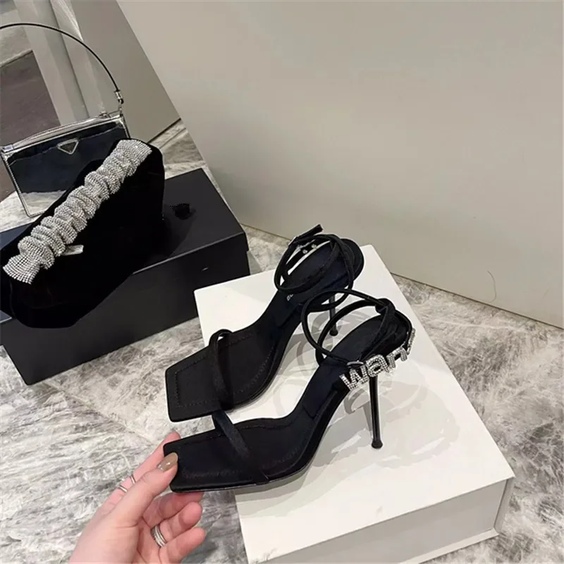 

Fashion Casual Stiletto Women Sandals 2024 Summer New Cross Rhinester Letters Sexy Open Toe Square Women's High Heels