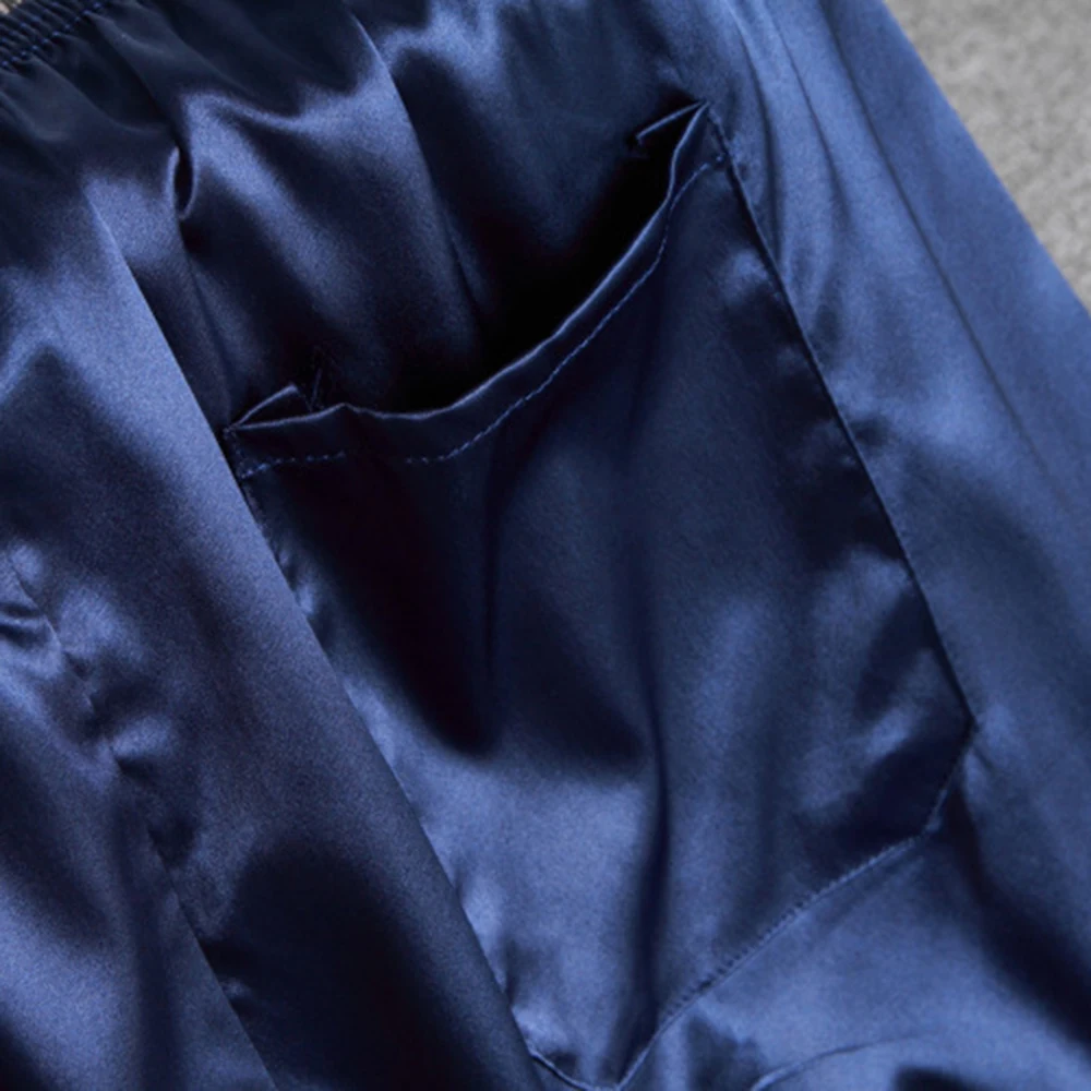 Herren-Pyjama aus Seidensatin mit elastischer Taille, weiche Shorts, Nachtwäsche, Taschenhöschen, Hose, Bermuda, schnell trocknende Strandshorts, männliche Jogginghose – Detail 10