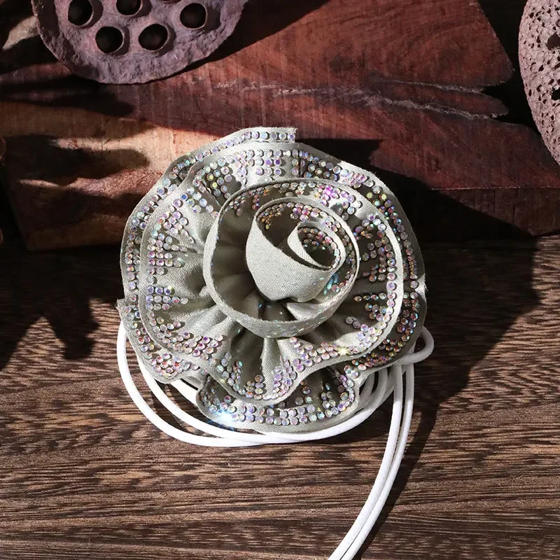 Rose Flower Women's Necklace with Rhinestone Leather Adjustable Strap Banquet Wedding Clavicle Chain For Woman Fashion Jewelry