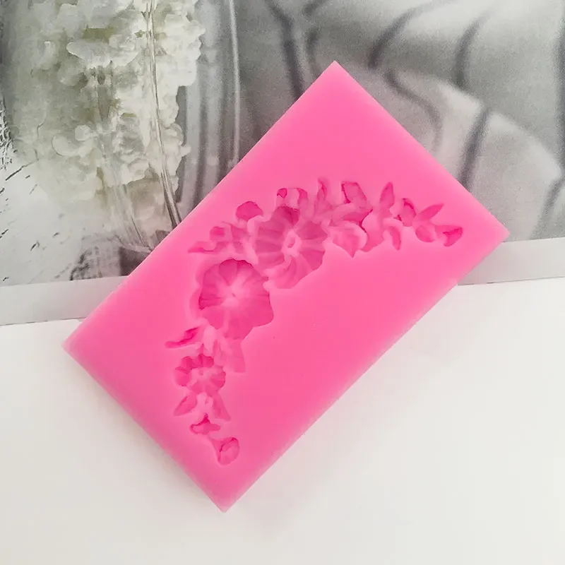 Arc Wreath Bouquet Silicone Mold – DIY Cake Edge Lace Decoration Mold for Fondant, Flow... - SKU CLDM1128 - UGI Packaging