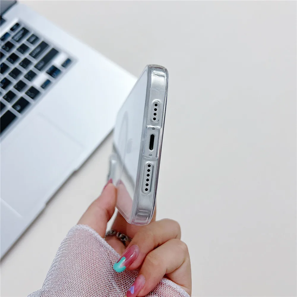 Magnetic Wireless Charging Transparent Phone Case with MagSafe Compatibility