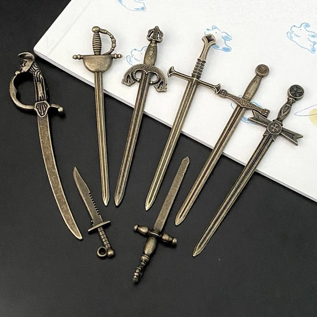 6Pcs/Set Creative Antique Swords Knife Bookmark Charms Metal Bookmarks  Pendants Book Clips Reading Mark Supplies Bookmark Gift