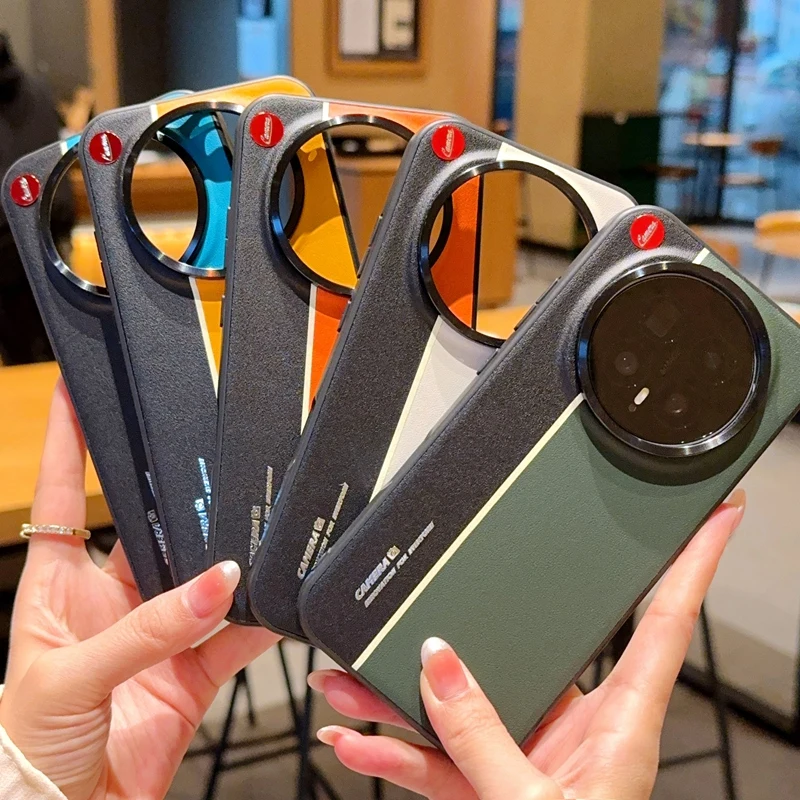 Dual-Tone Phone Case with Fluorescent Highlights and Ergonomic Design