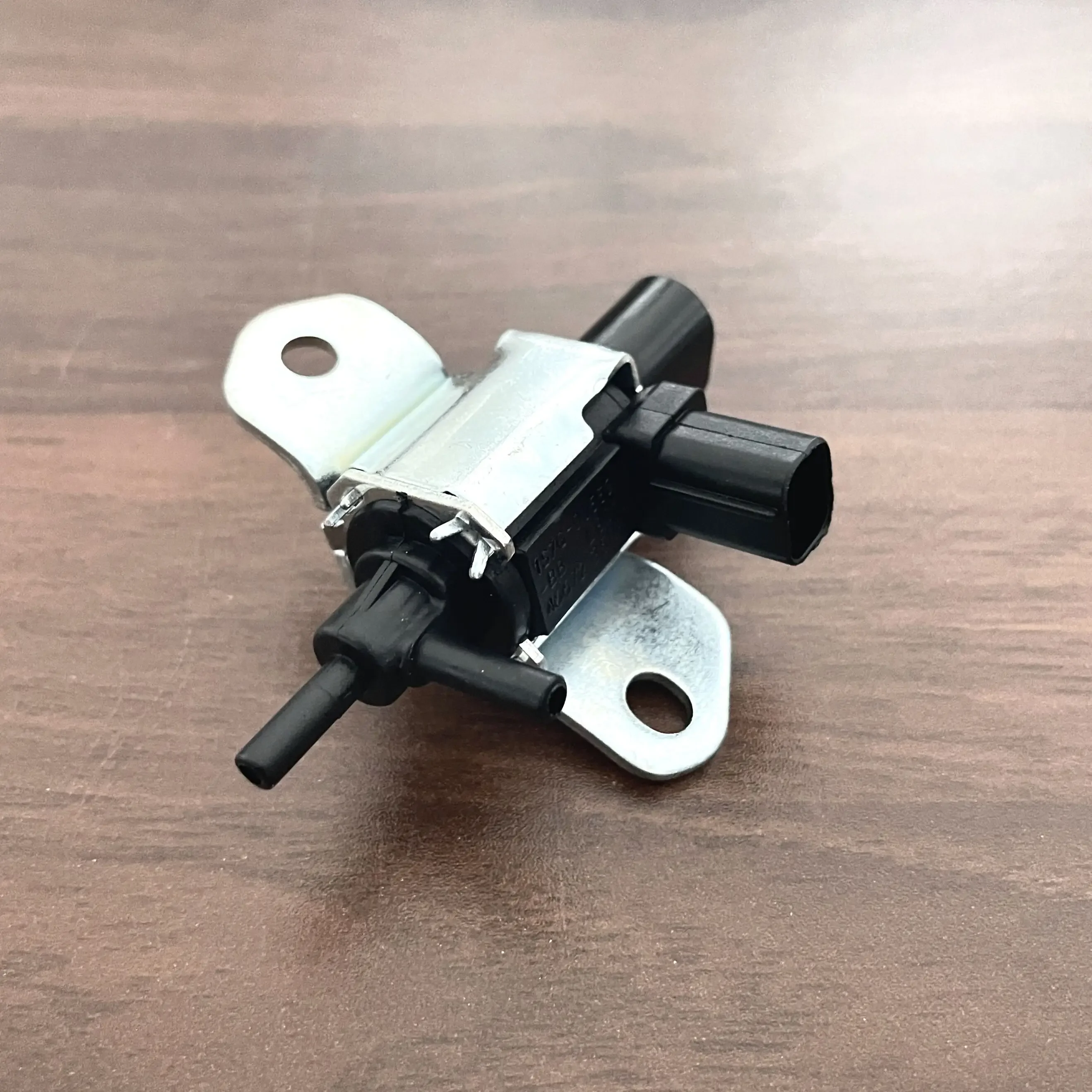 Intake Manifold Runner Control Valve Solenoid For Ford Escape Focus Fusion Mazda 6 vvt valve solenoid vacuum valve solenoid