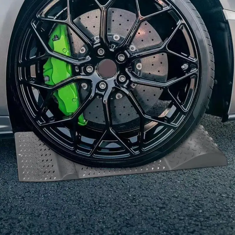 Garage Car Parking Mat Non-Slip Auto Wheel Chock Positioning Stopper Pads Garage Parking Aid Auto Tire Plug Parking Accessories