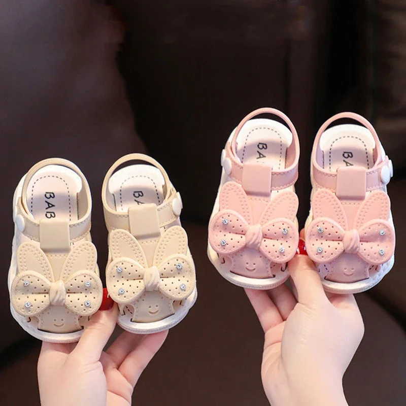 Summer Aged 0-3 Cute Bow Rhinestone Baby Shoes For Girls Non-Slip Soft-Soled Children Toddler Kids Sandals With Covered Toes