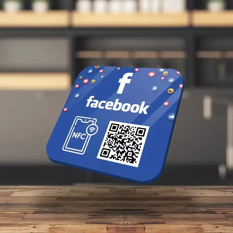 맞춤형 다양한 QR 코드 표지판, 소셜 미디어 아크릴 플레이트, 자체 접착식 NFC 탭 스캔 구글 리뷰 페이스북 카드 비즈니스 장식