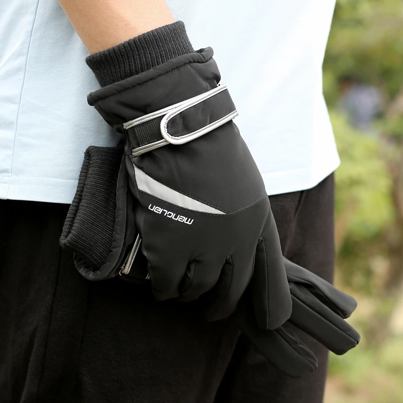 Gloves for men in winter, cold and warm, plus velvet, windproof and waterproof, electric motorcycle riding, men's skiing