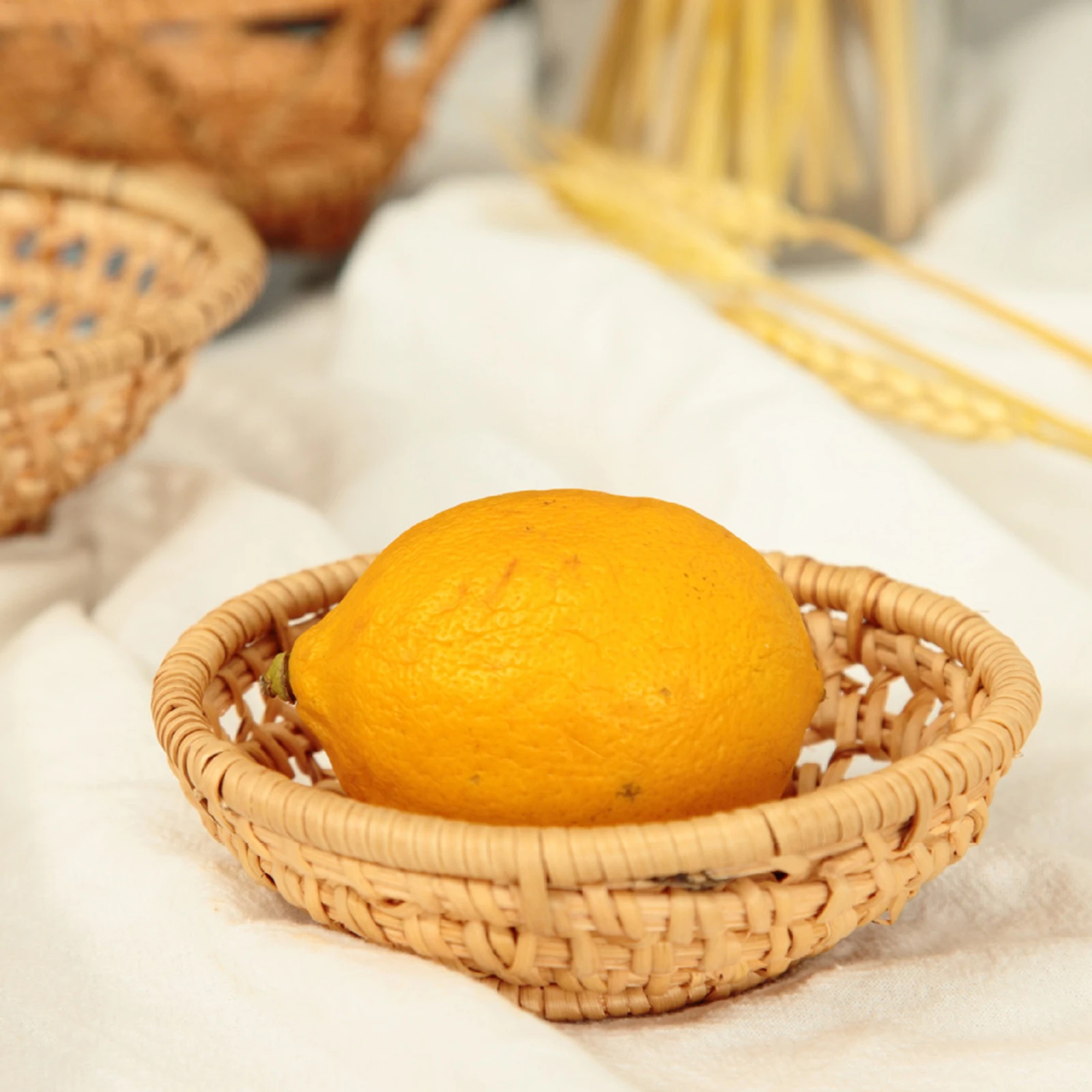 Handmade Rattan Woven Basket Fruit Cake Bread Food Plate Snack Serving Tray For Dinner Parties Coffee Breakfast Container 5