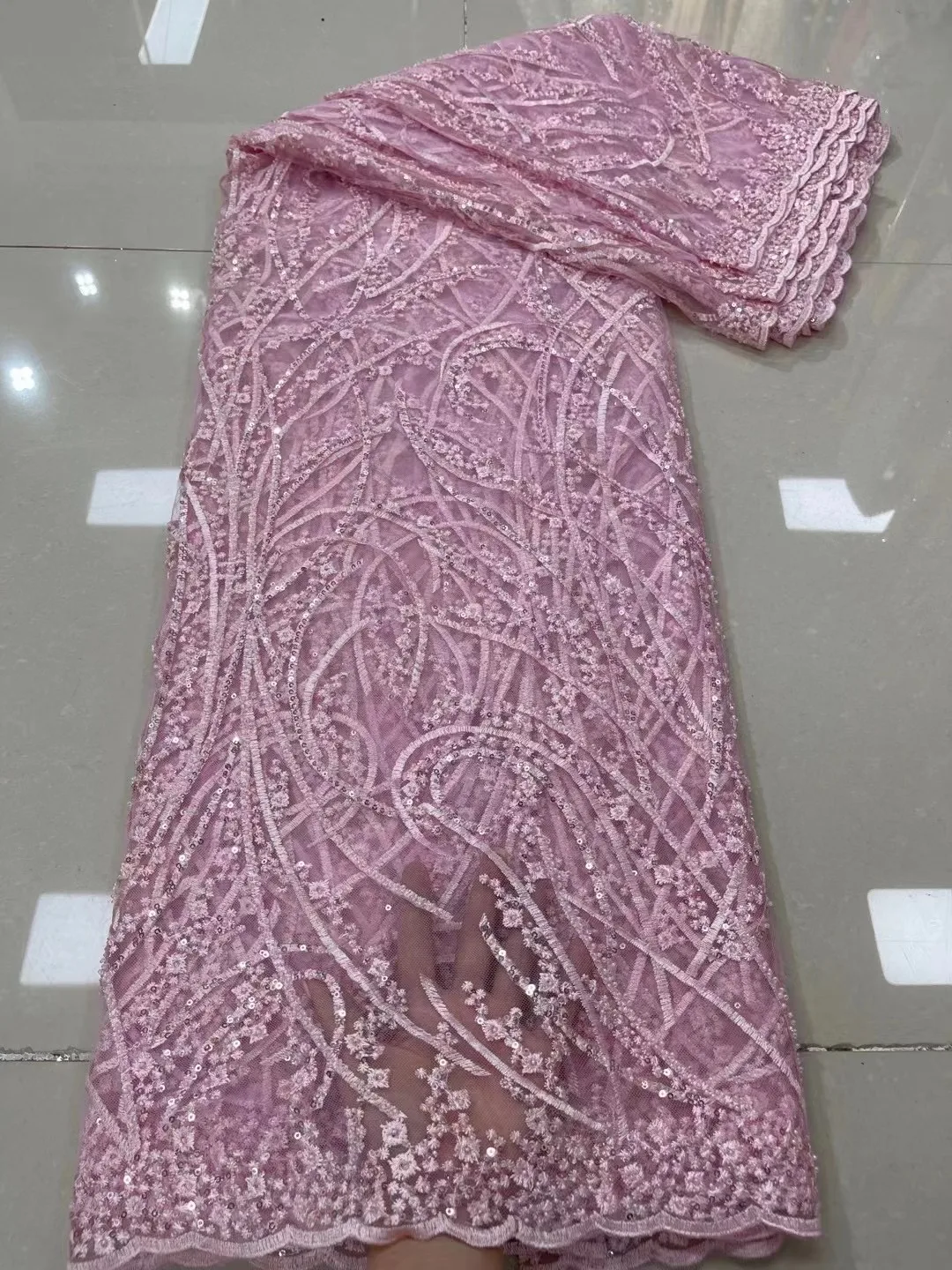 

Latest Pink African Lace Fabric 2023 Luxury French Sequins Mesh Lace Fabric High-end Handmade Beaded For Wedding Dress