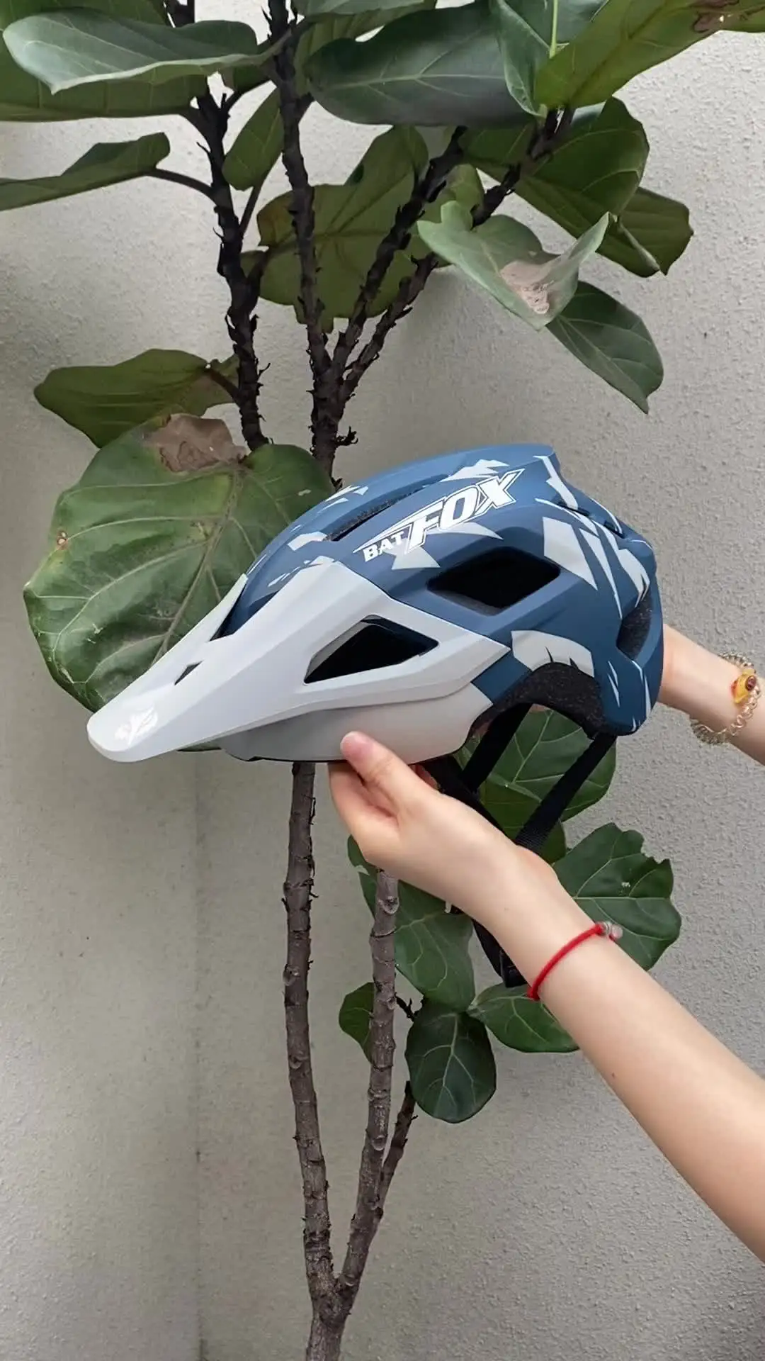 BATFOX Fahrradhelm Mountainbike Helm Mit Visier  Leicht, Atmungsaktiv,  Verstellbar 58-61cm Fr Erwachsene & Jugendliche