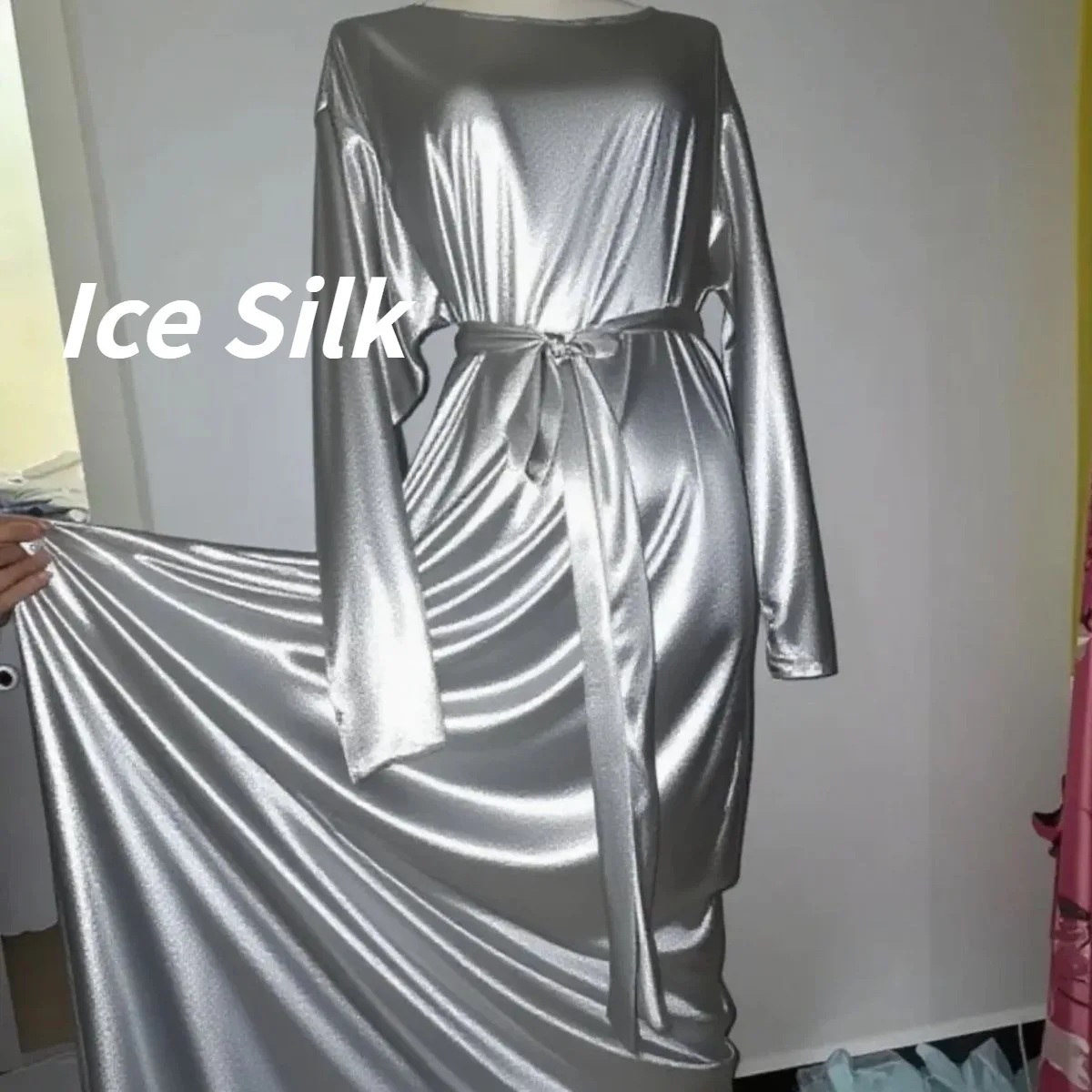 ملابس نوم مرنة ناعمة من الحرير الجليدي للرجال والنساء، ناعمة وناعمة للنوم العاري