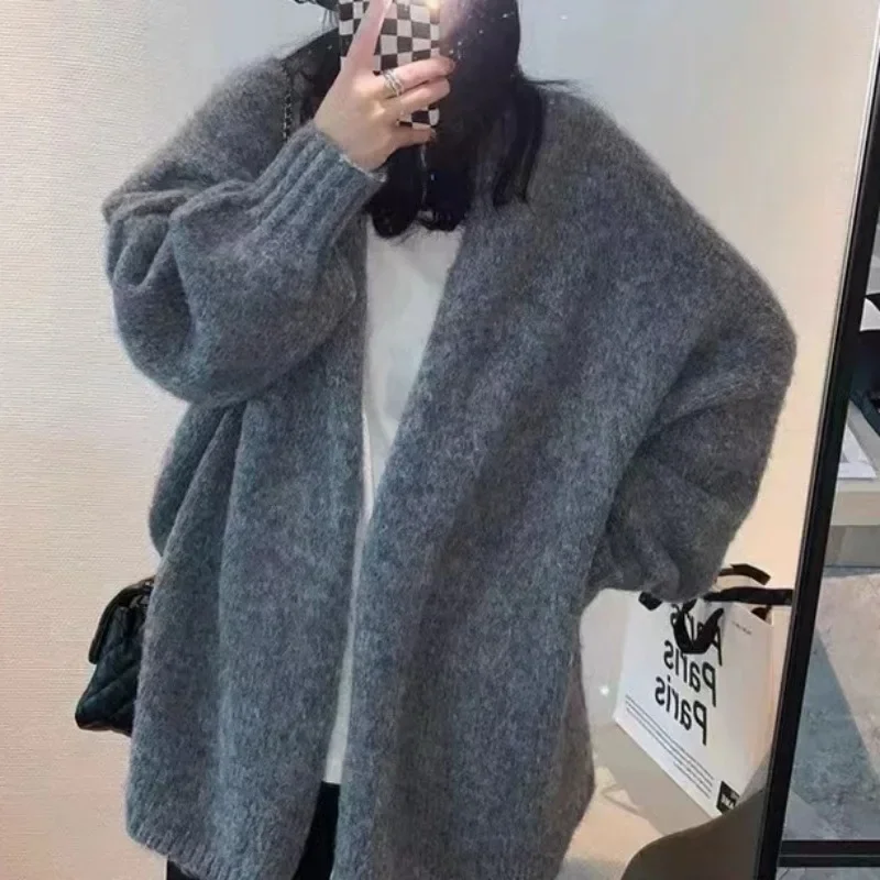 

2023 Autumn/Winter Sweaters for Women V-Neck Long Sleeve Knitted Cardigan Coats Korean Style Sweater Women Tops Women Clothing