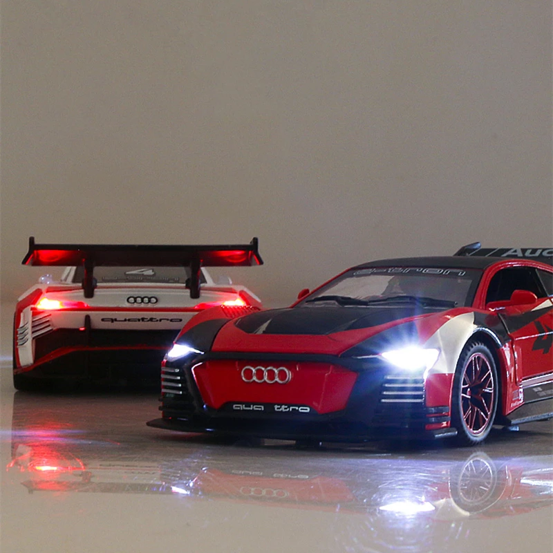 1:32 AUDI R8 Alloy Sports Car Model Simulation Diecasts
