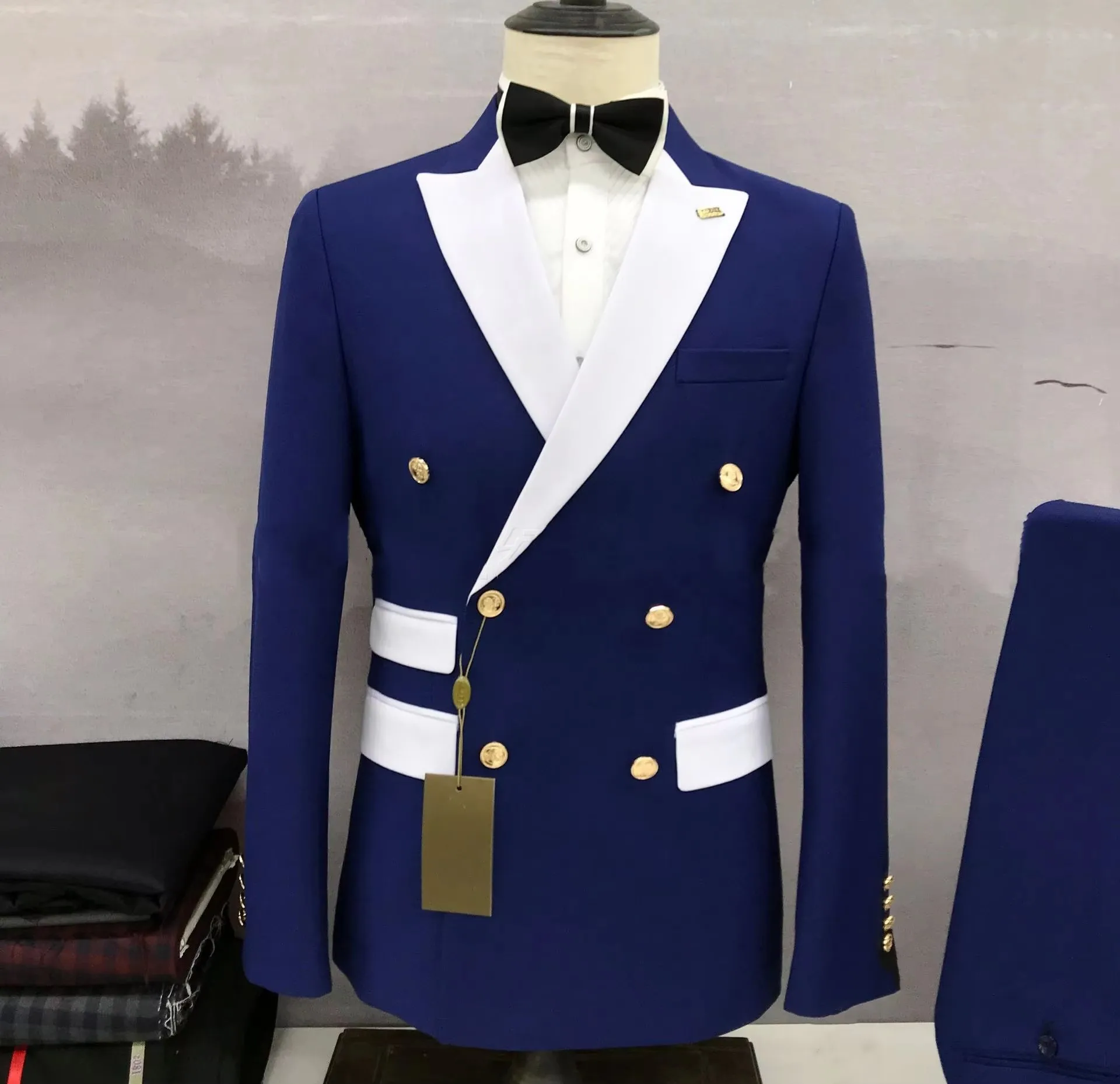 Men's Solid Formal Business Suit 2-Piece Set Peak Lapel Double Breasted Blazer with Trousers for Wedding Smart Casual Men Suits