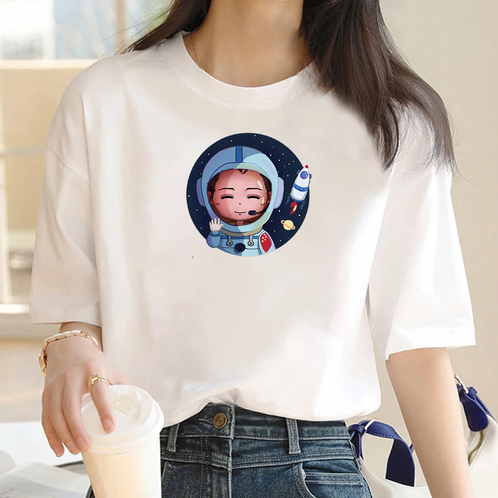 

Space science fiction astronaut print creative new summer fashion crew-neck short-sleeved casual romantic women's T-shirt