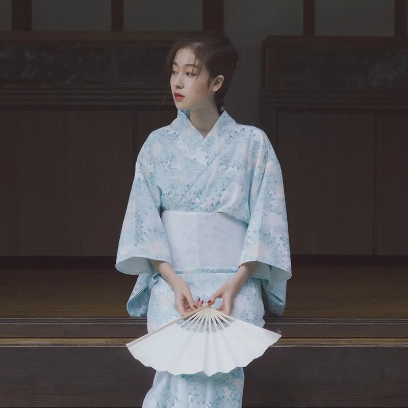 New Japanese Style White Background Blue Flowers Bathrobe Women's Retro Girl Dress Kimono