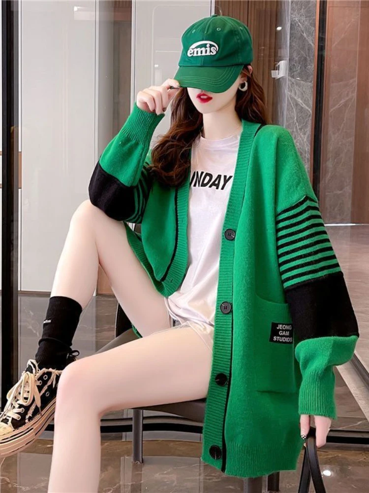 

Women Sweater Autumn Winter Korean Fashion Single-breasted Knitted Sweater Simple Loose Stripes Long Sleeves Cardigan for Women