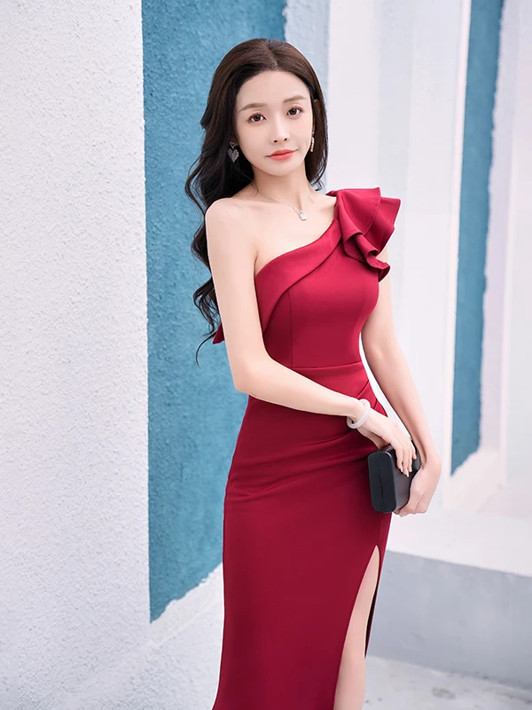 فستان سهرة ذيل السمكة أنيق