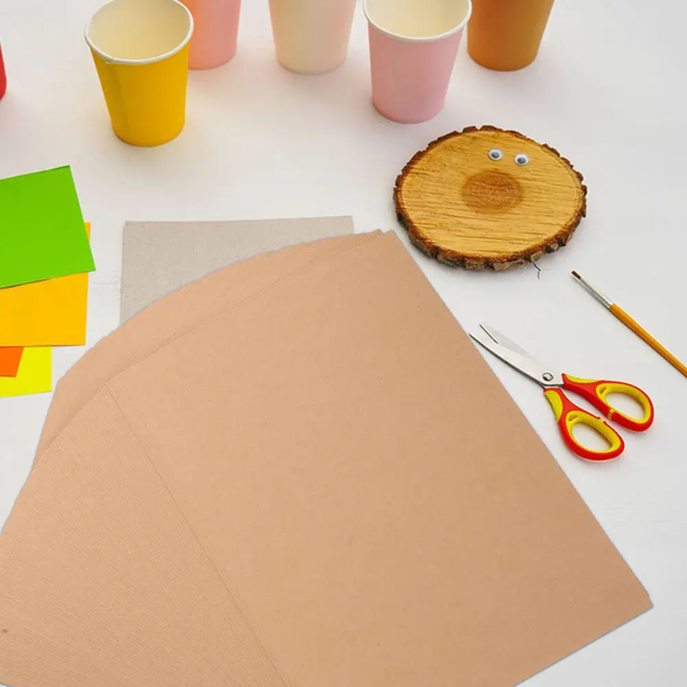 50Pcs 크래프트 종이 시트 DIY 공예품을위한 두꺼운 갈색 카드지 카드 만들기 인사말 카드 스크랩북 학교 프로젝트 아트 카드