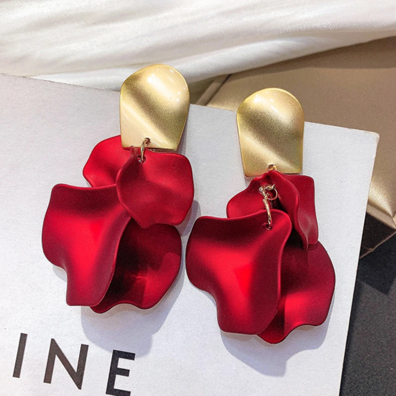 

Needle Rose Petals Exaggerated Earrings 2022 New Tide Ear Jewelry Long Temperament Online Celebrity Earrings