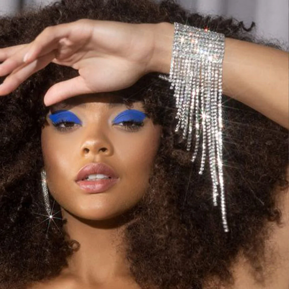 Classic Luxury Shiny Rhinestone Hand Chain For Lady's Sexy Bracelet