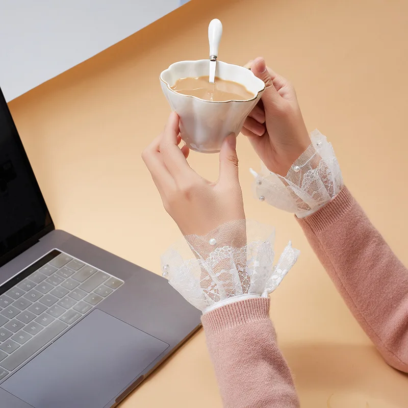 

New Lace Fake Flare Fake Sleeves Pleated Fake Cuff for Women Sweater Blouse Ruffles Wrist Warmer White Detachable Sleeves