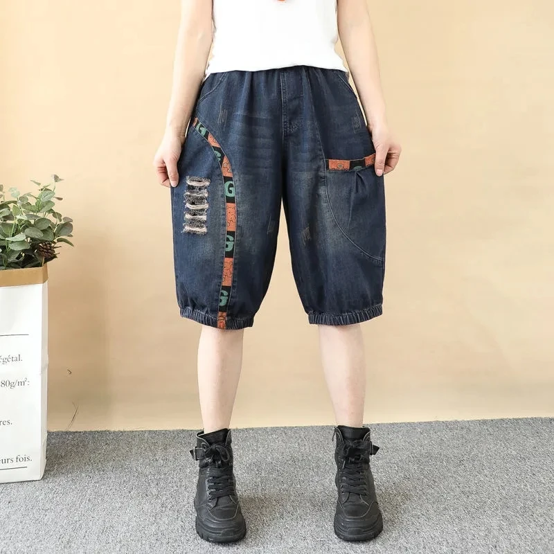 Summer jeans new print patch pocket denim five-point pants women's loose ripped hole knee length jeans harem pants thin pants