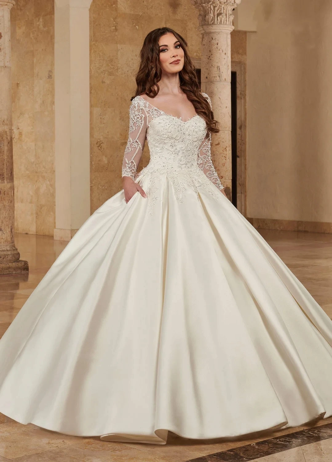 Maßgeschneiderte Satin-Hochzeitskleider mit Sweetheart-Ausschnitt und Applikationen, langen Ärmeln für Damen 2026, Brautkleider mit Schleppe, Vestidos De Novia – Detail 3