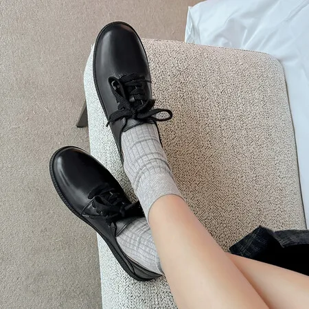 Fashion Women Genuine Leather Sneakers Flats Heels Round Toe Casual Comfort Shoes Woman Cross Frenulum New Flats Sport Shoes