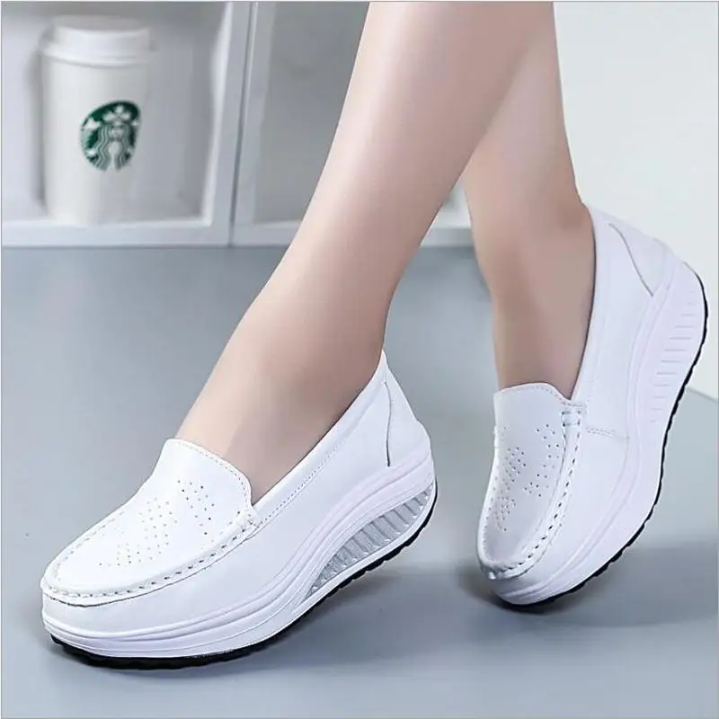 Women's Platform Heels Cow Two-layer Leather Black Women's Shoes Breathable Fashion Flat Shoes Thick-soled Women's Nurse Shoes