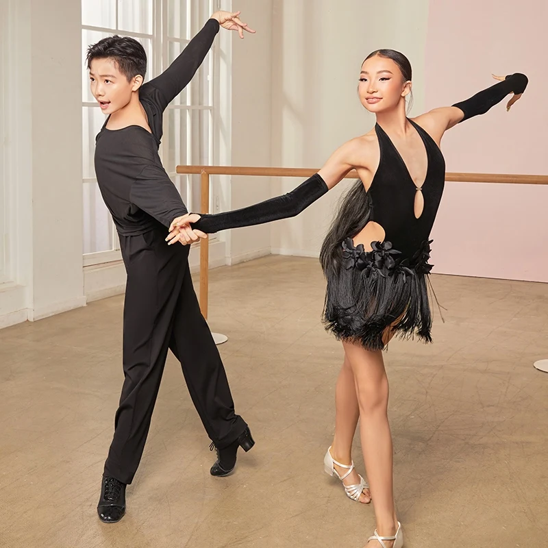 蛍光グリーンと黒の社交ダンスドレス 社交ダンス 衣装 スタンダード