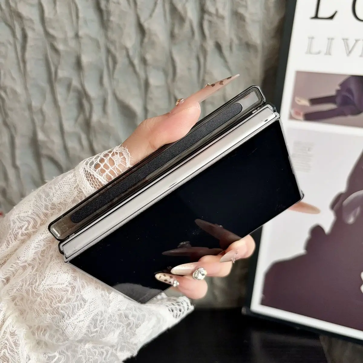 Luxury PU Leather Magnetic Armor Case with Hinge Protection