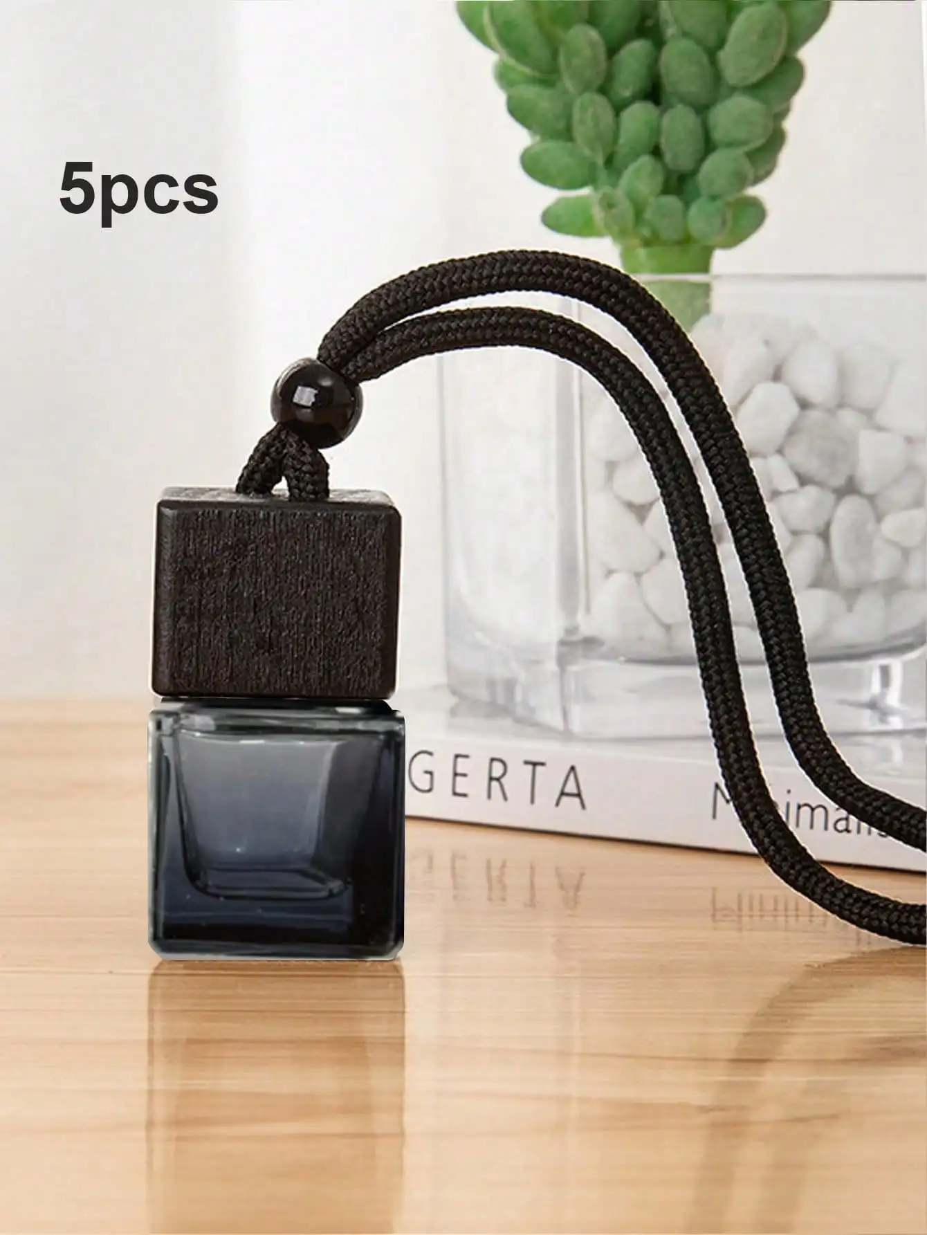 Gradient black
