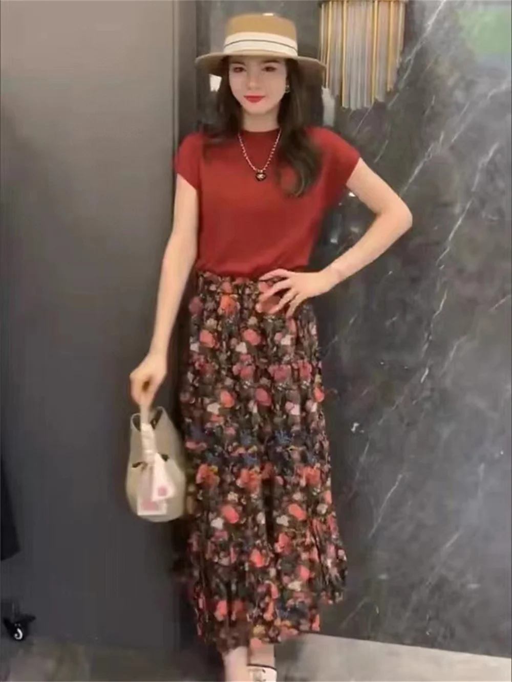 

Summer 2023 New Women Floral Printed Layer Pleated Dress Female Elastic Waist A-Line Romantic Elegant Vintage Long Jupe