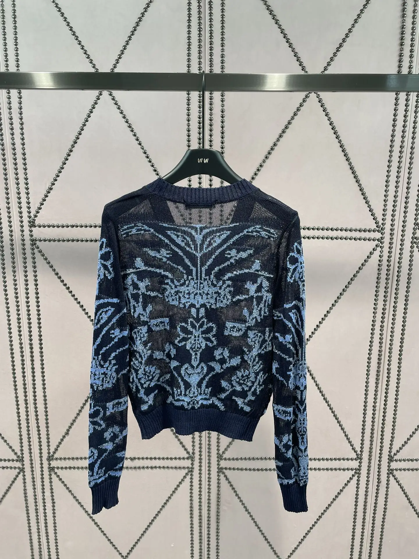 

Women's heavy duty jacquard V-neck thin knit hollow out breathable cardigan