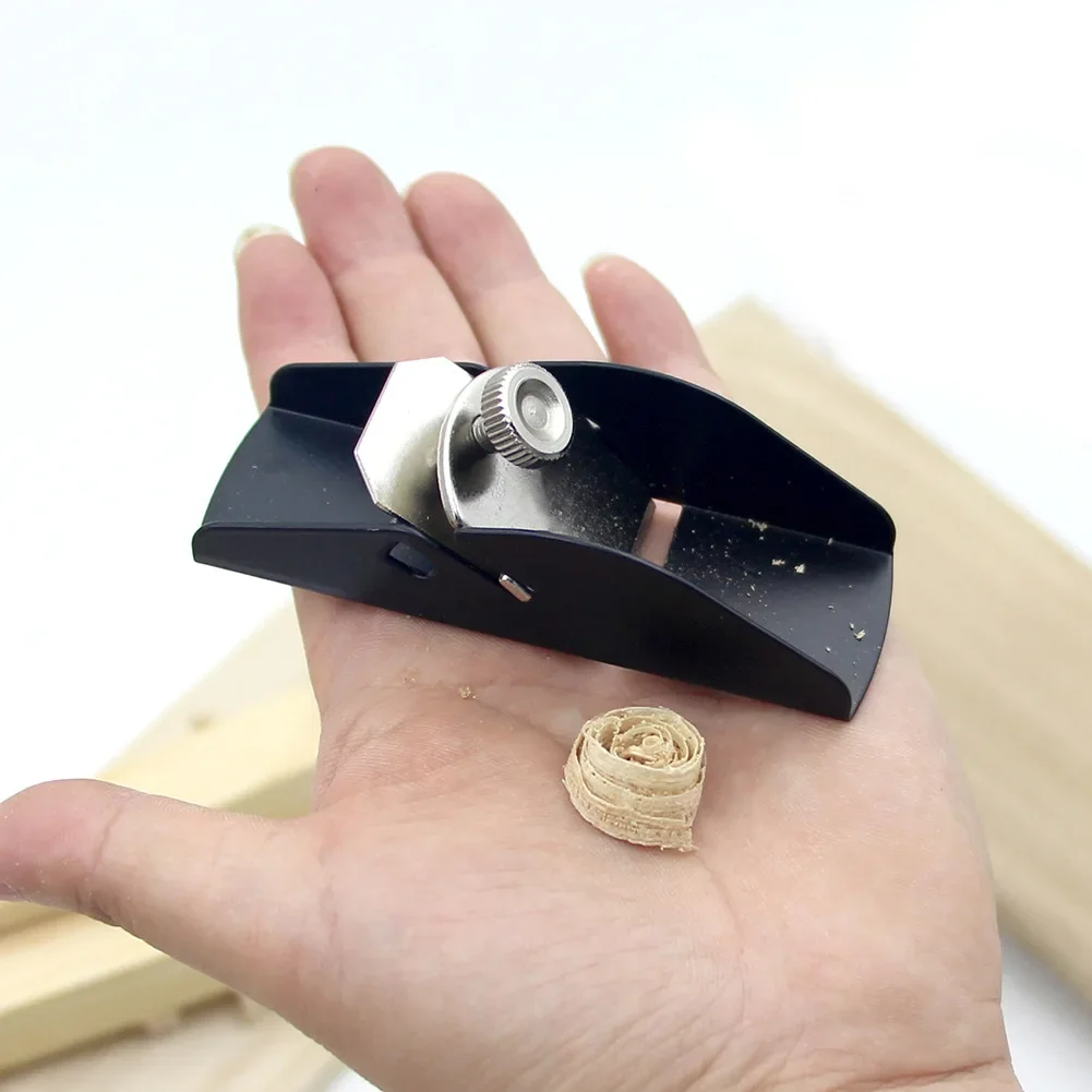 Pocket Hand Planer Carpenter Cutting Edge Plane Hand Planer Push Cast Carpenter Tools Mini Wood Trimming Plane