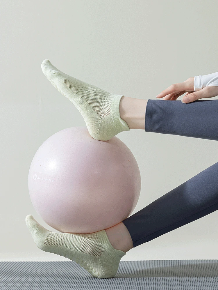 Yoga Socks Women Summer Hollow Out Mesh Breathable Ballet Pilates Socks Silicone Non-slip Solid Color Cotton Dance Sports Socks 12 S6e9242d2b55c4bbc829a1020238287225