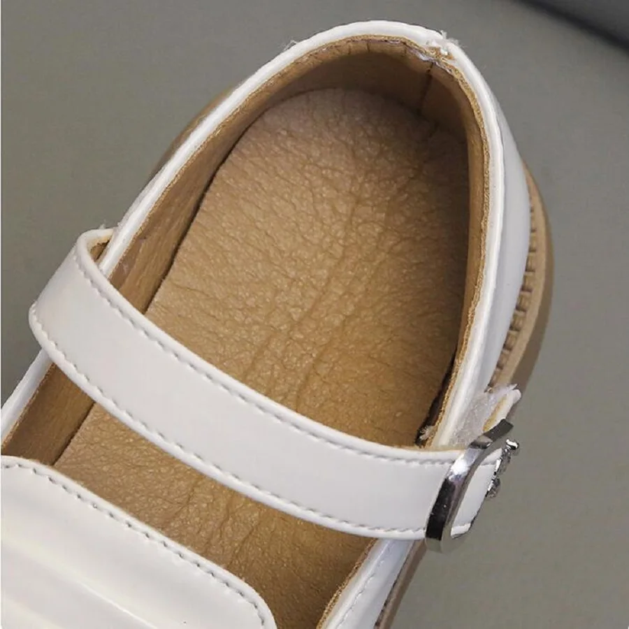 Рисунок 4 - Детские черные маленькие кожаные