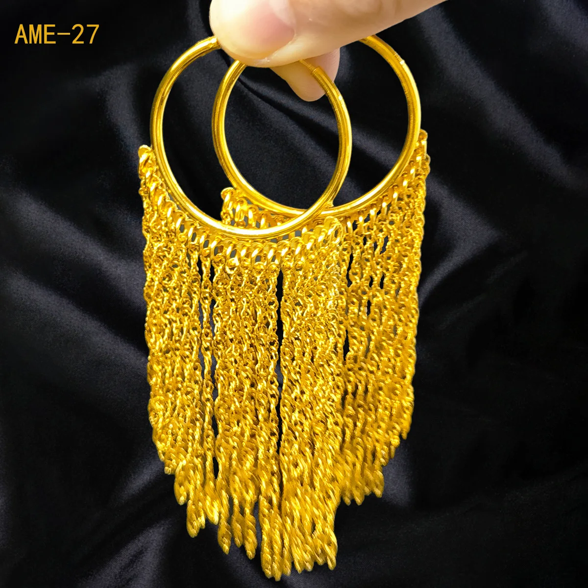 

Wholesale Long Style Tassel Earrings in C-shaped Retro style Popodion DD30394