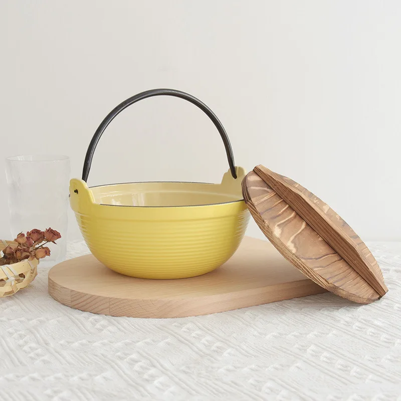 

Japanese Cast Iron Cooking Pot Thickened Non-Stick Design Portable Frying Pan for Effortless Cooking Durable and Efficient